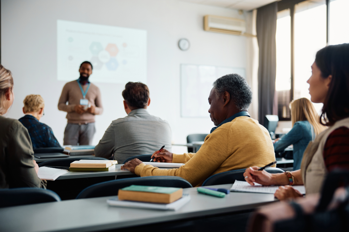 Formations continues sur-mesure pour les entreprises à l'UPEC